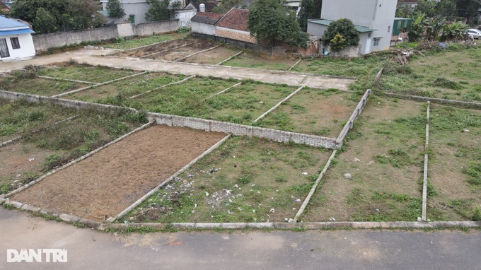 Vỡ mộng giàu nhanh sau khi mạnh tay gom đất nền để tách thửa, bán nền - 2