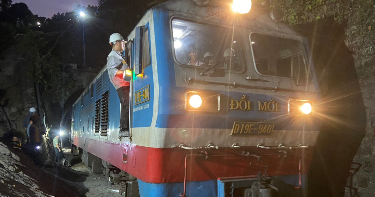 พิธีเปิดอุโมงค์เดโชเชื่อมทางรถไฟสายเหนือ-ใต้อย่างเป็นทางการ