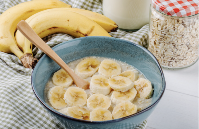 Bananas are good for weight loss, digestion, and cardiovascular health. Photo: Freepik