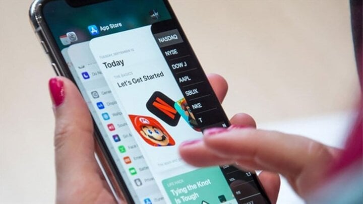 Android スマートフォンでアプリを閉じてはいけない理由