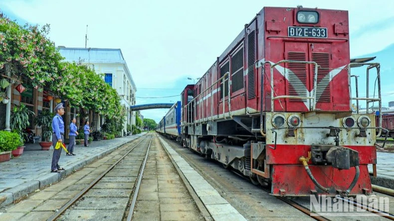 L'industrie ferroviaire se prépare à suivre le rythme du pays dans la nouvelle ère photo 8