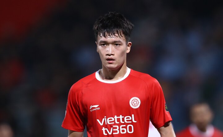 Hoang Duc left The Cong Viettel to join a club in the First Division. (Photo: VPF)