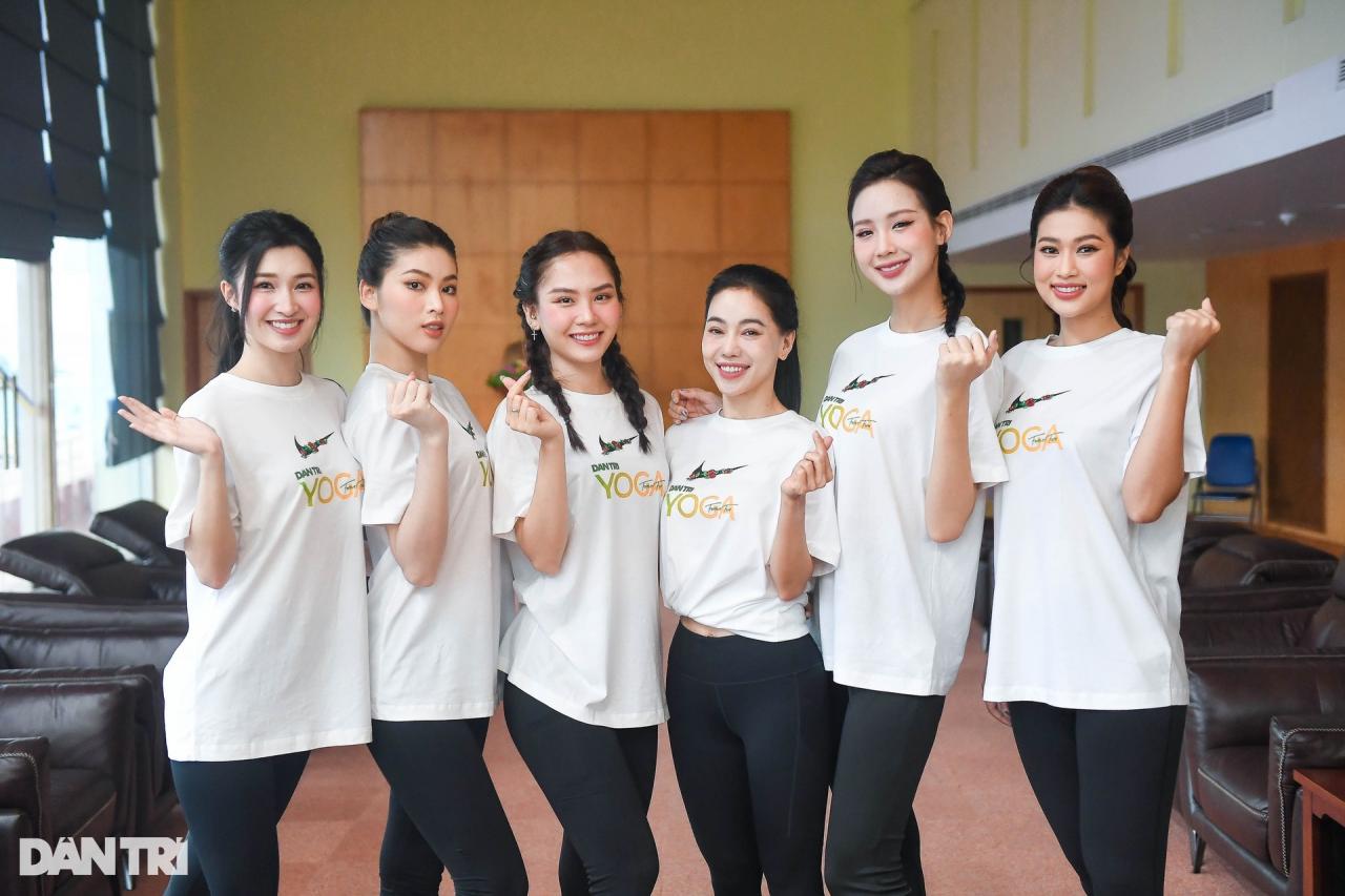 Dàn hoa hậu, á hậu khoe dáng xinh tươi tại Ngày hội yoga Dân trí - 1