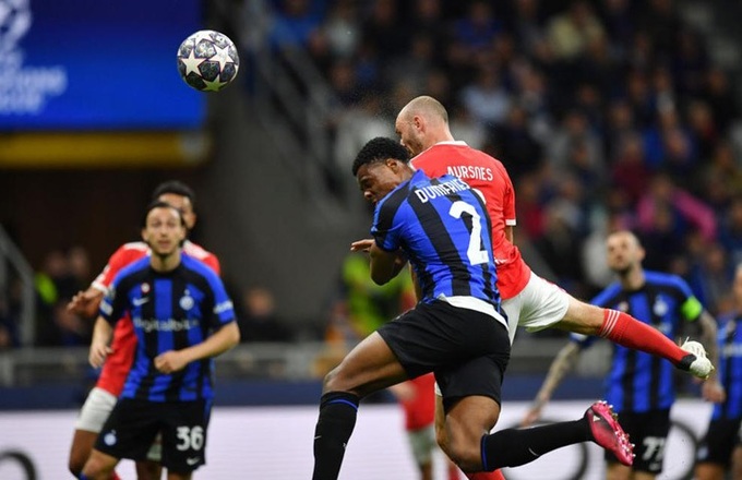 Vượt ải Benfica, Inter Milan đối đầu AC Milan ở bán kết Champions League - 2