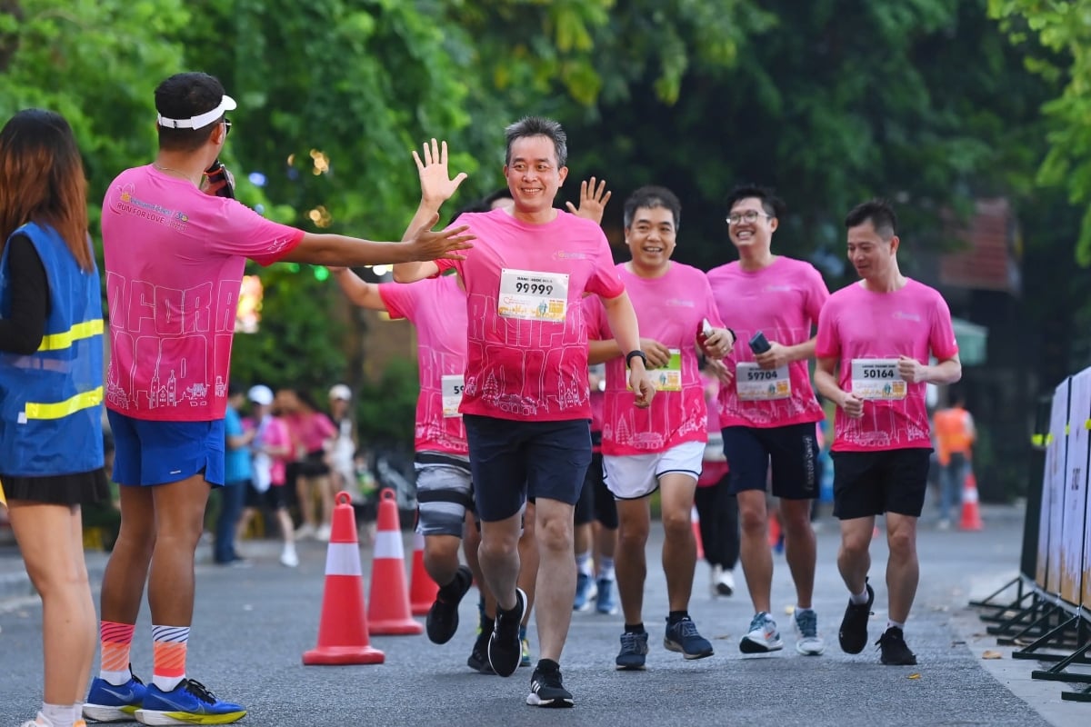 Run for love with Vietnam Airlines - Buy BIB early to enjoy many incentives