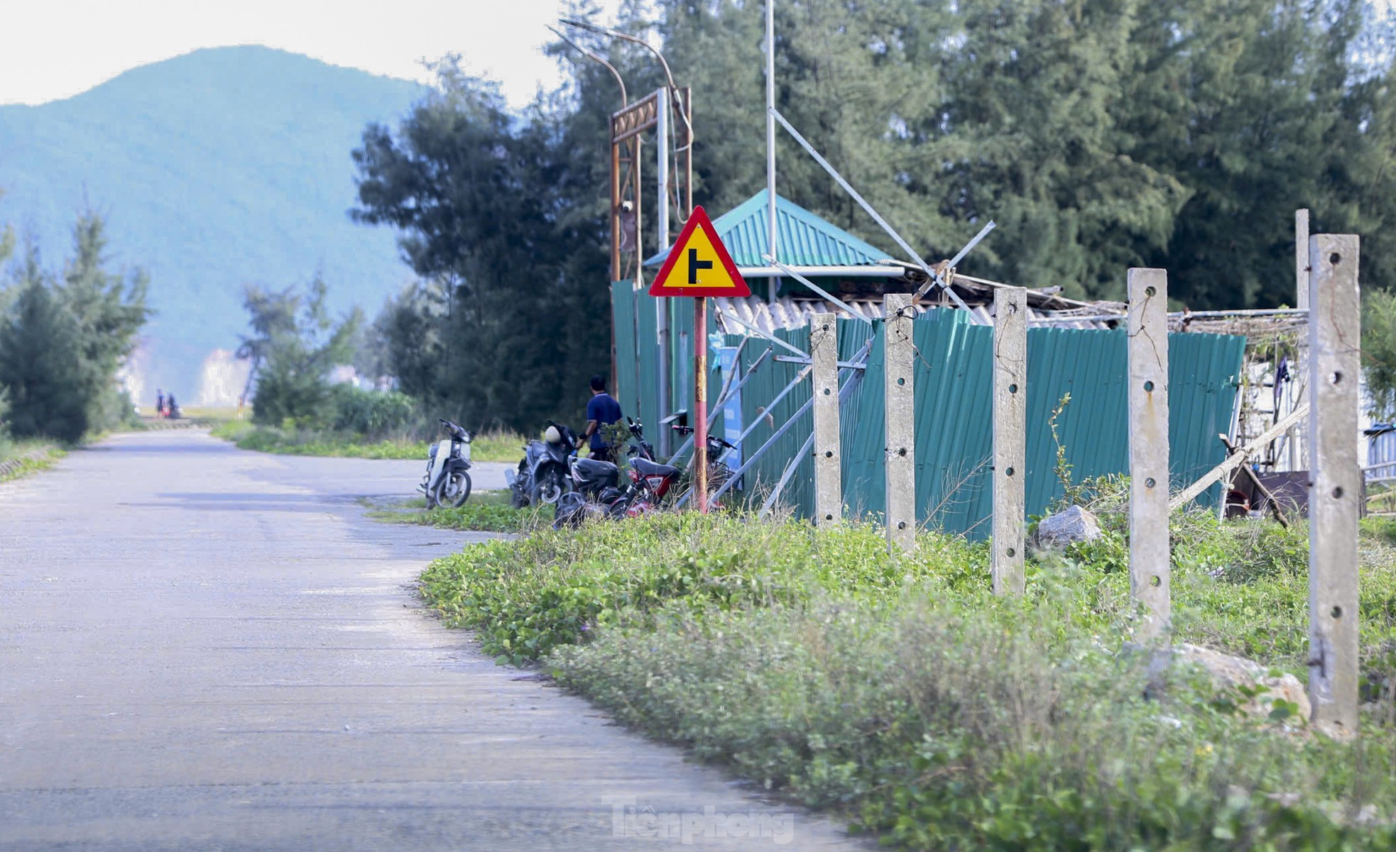 'Calling for help' for a series of projects with no completion date in Ha Tinh photo 25