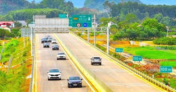 What does the Ministry of Transport say about the proposal to expand the North-South Expressway?