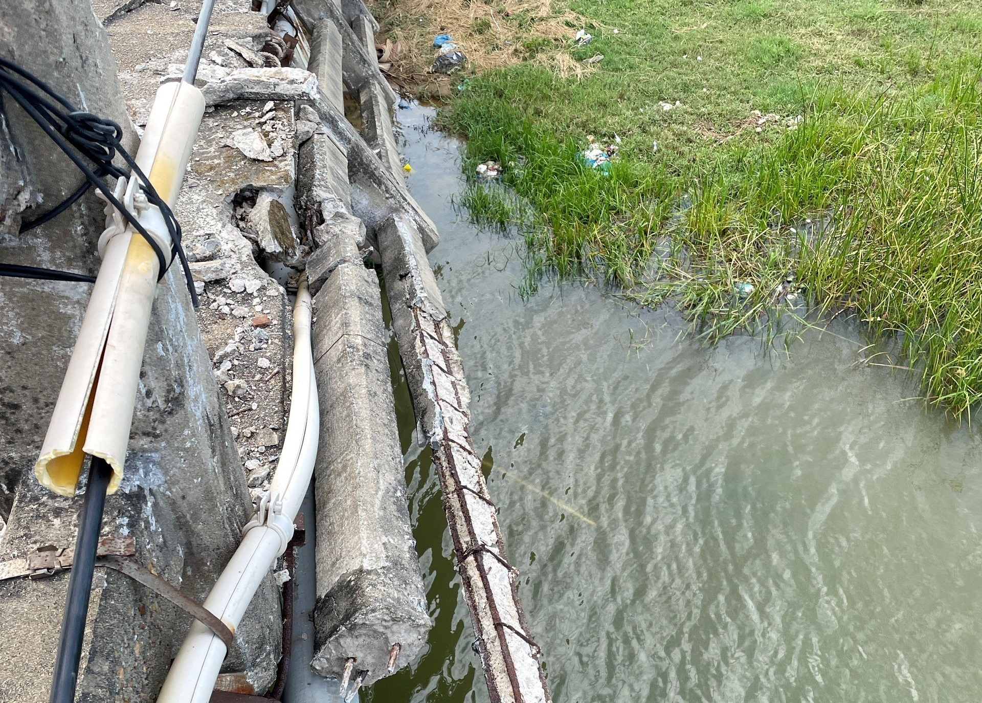 Localisation de la balustrade fissurée. Photo: KK