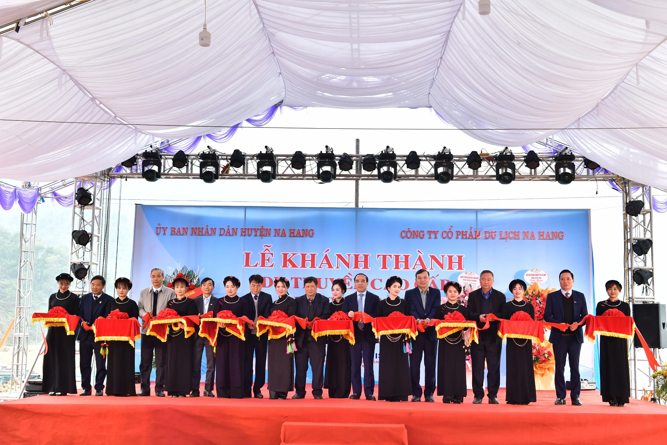 Tuyên Quang: Đưa du thuyền gần 50 tỷ phục vụ du lịch hồ Na Hang- Ảnh 2.