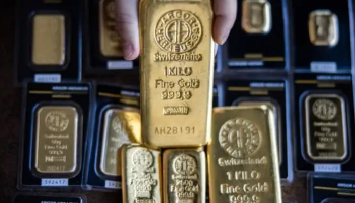 El precio del oro toca fondo y “se va muy lejos”