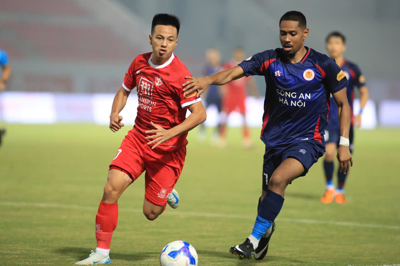 Những cuộc đấu trí làm bùng nổ V-League: Thương hiệu ‘tướng’ tài sẽ là đây chứ đâu!- Ảnh 2.