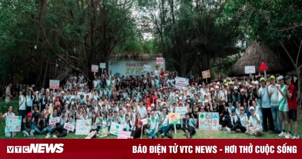 La succursale de Cathay Life à Ho Chi Minh-Ville organise une « Journée de la famille » avec le message « Give Love »