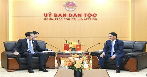 Bộ trưởng, Chủ nhiệm Ủy ban Dân tộc Hầu A Lềnh tiếp Đại sứ Trung Quốc tại Việt Nam