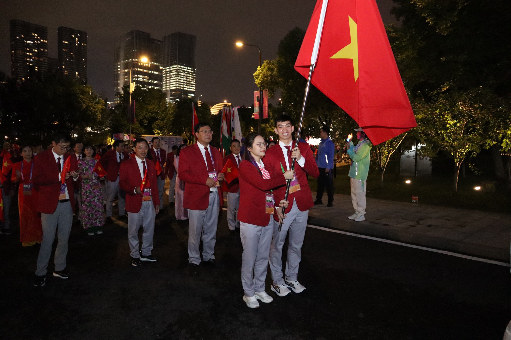 Khai mạc ASIAD 19: Từ trái tim đến trái tim, hướng về châu Á - Ảnh 1.