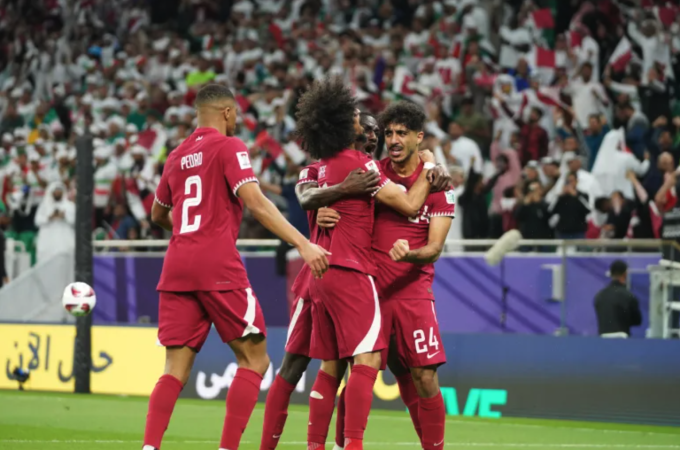 Qatar players celebrate after Gaber's equalizer (No. 24). Photo: Al Jazeera