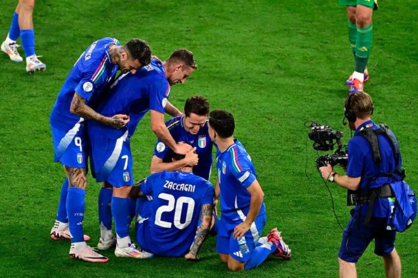 Toan tính của Spalletti trong trận hòa Croatia suýt đẩy Italy rơi xuống vực