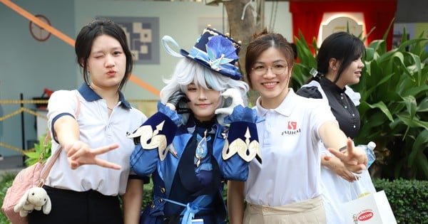 Les jeunes s'amusent à se transformer en personnages d'anime et de manga au Festival du Vietnam