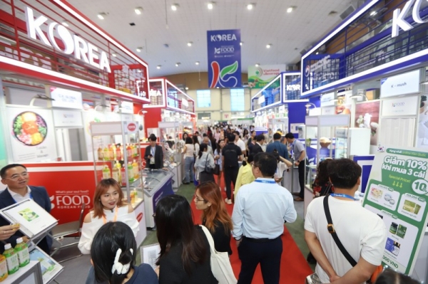 Vietfood & Beverage - Propack 2023 : Promouvoir le commerce et l'investissement dans le secteur des aliments et des boissons