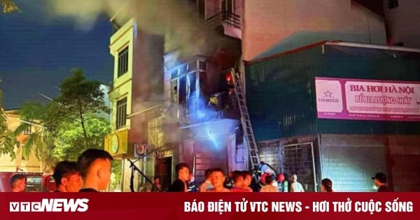 Rescue 4 people trapped in fire in Bac Ninh