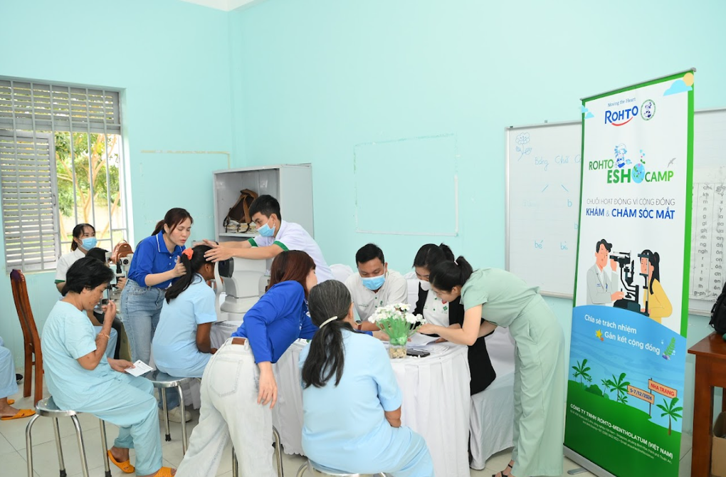 Rohto-Mentholatum Viet Nam tổ chức loạt hoạt động ý nghĩa dịp cuối năm - 3