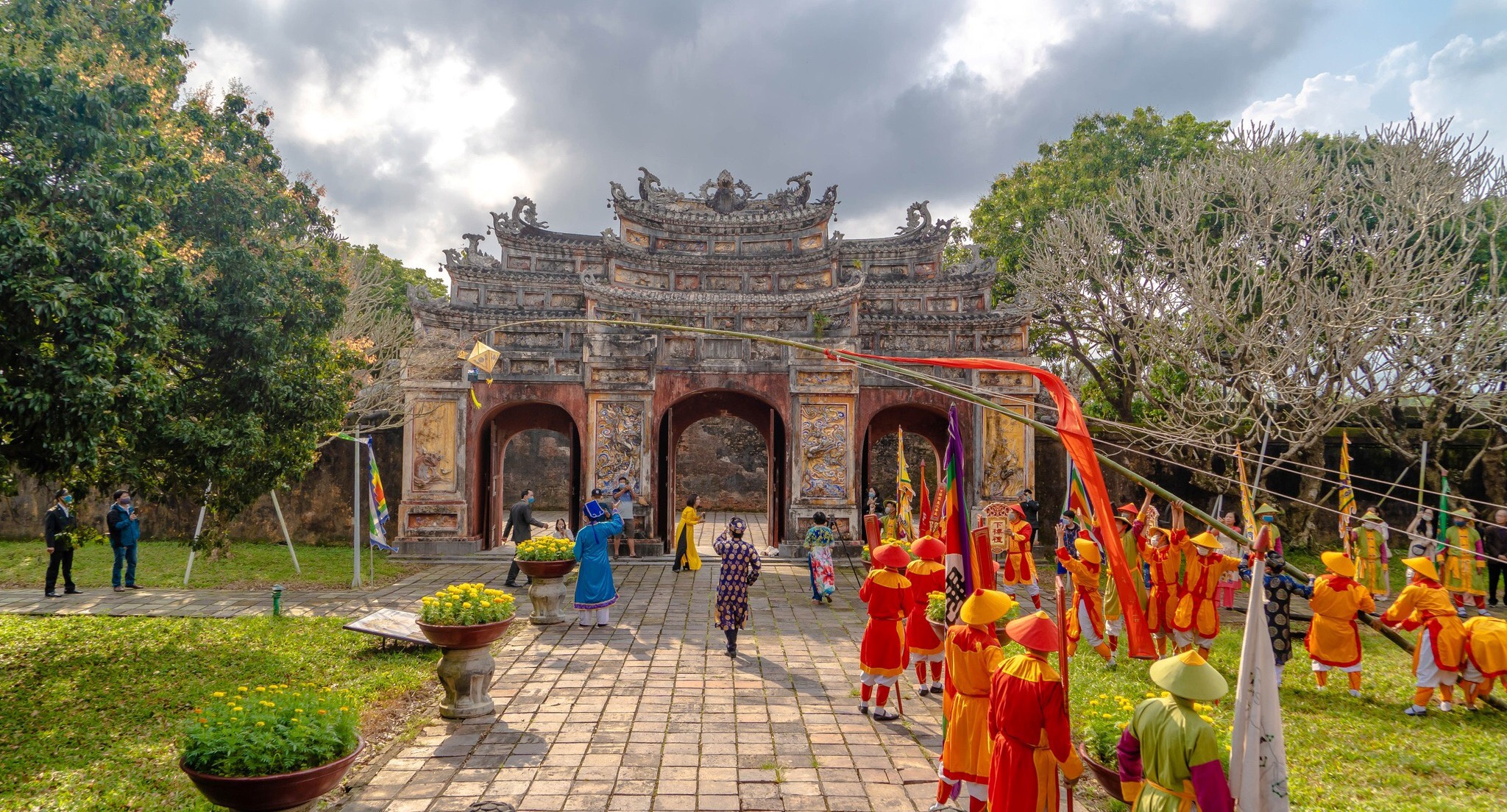 Lễ hạ nêu trong hoàng cung triều Nguyễn