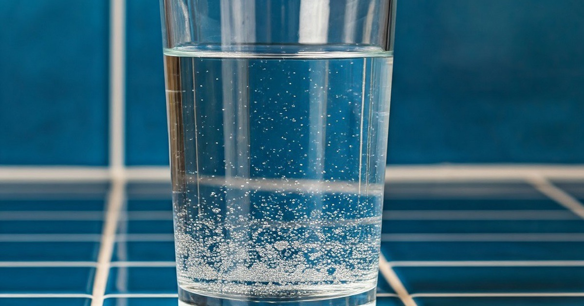 6 health benefits of drinking lots of water