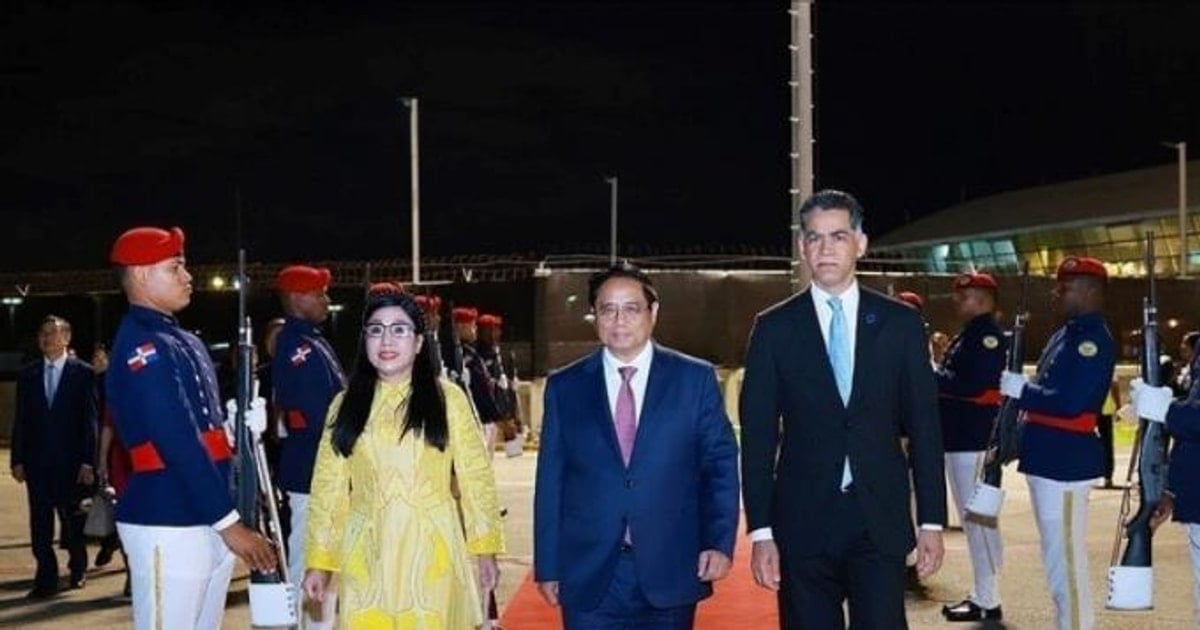 El Primer Ministro regresa a Hanoi, finalizando viaje de trabajo a Brasil y República Dominicana