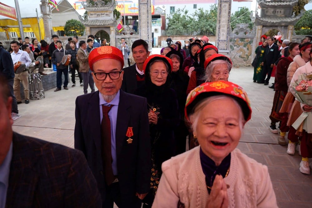 Einweihung und Übergabe des Projekts zur Restaurierung und Verschönerung des Nationaldenkmals Ho De Tempel - Foto 9