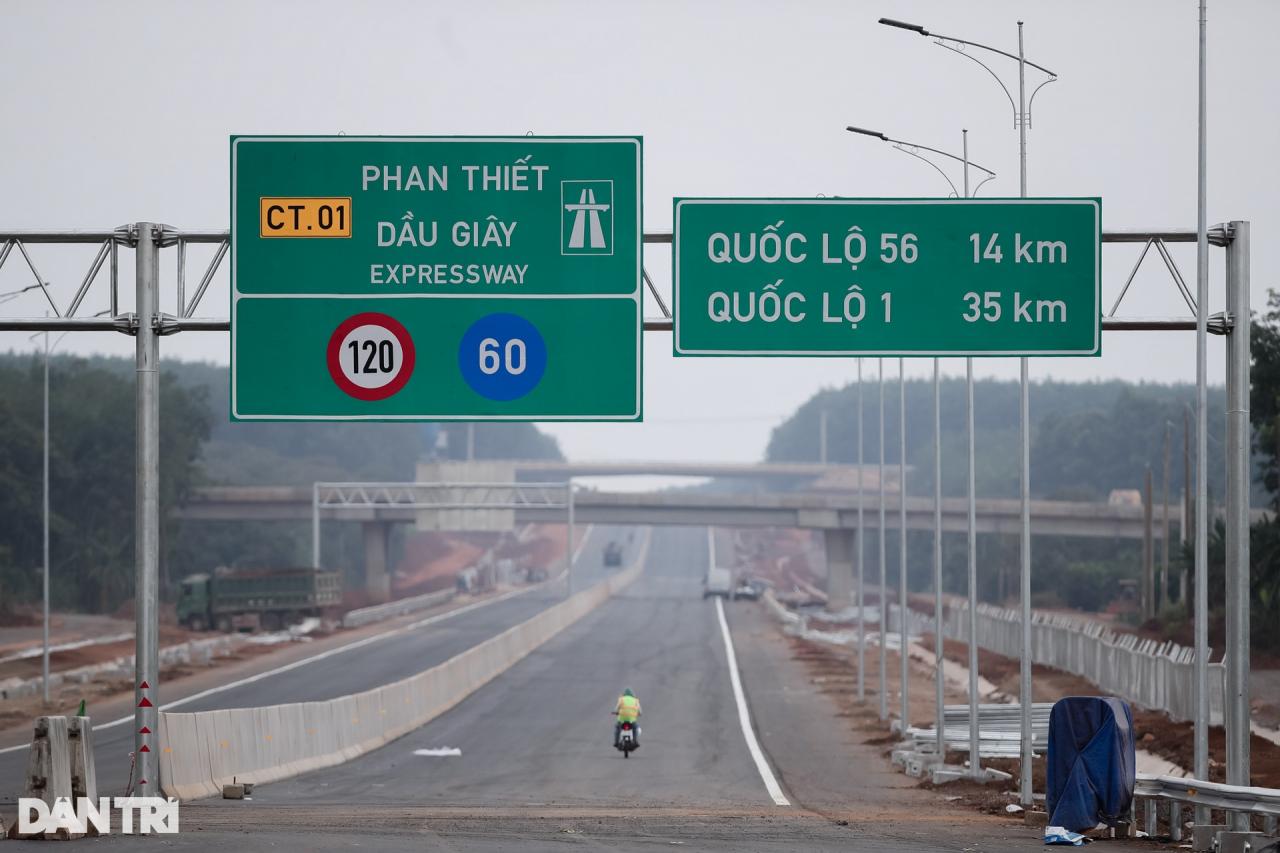 Cao tốc nối TPHCM - Phan Thiết hơn 2 giờ lái xe sắp khánh thành - 3