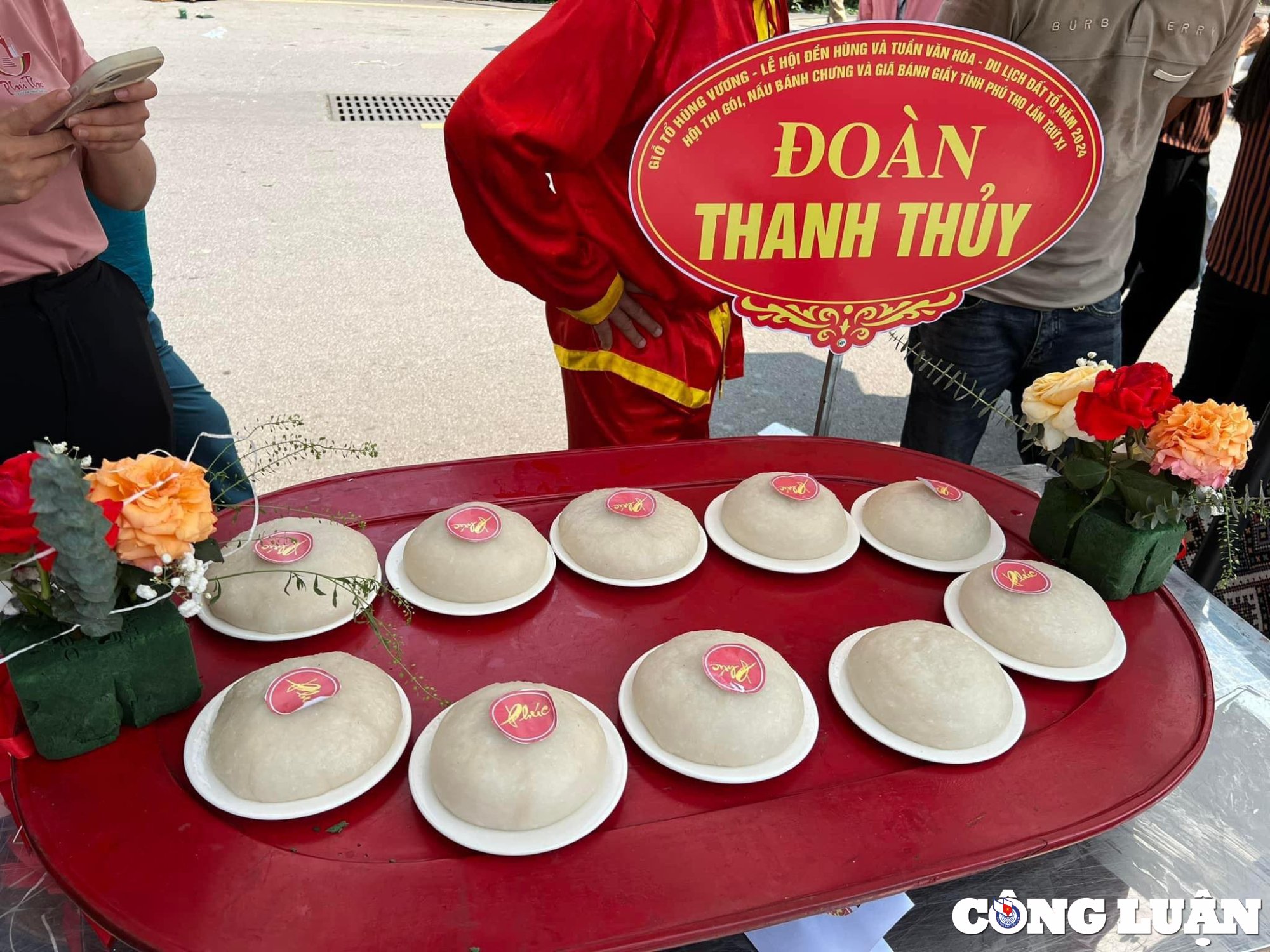 Concours de gâteau d'appel Chung, le gâteau en papier symbolique de Long Hieu Nghia au Festival Hung Vuong 2024, photo 3