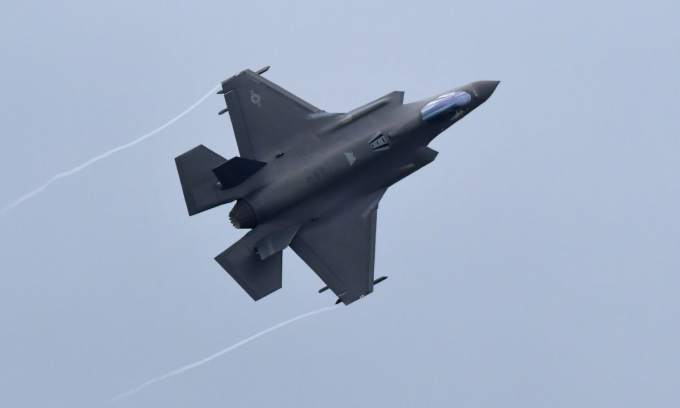 US F-35A fighter jets perform in Wisconsin in April. Photo: USAF