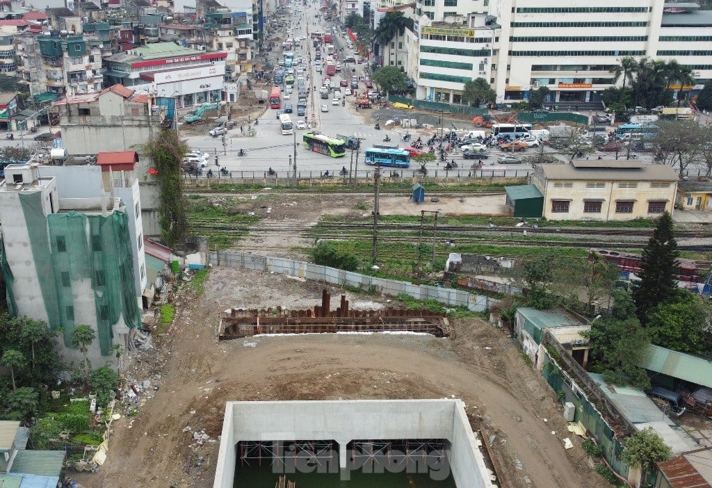 Zeuge der Ringstraße 2.5 durch Giai Phong - Kim Dong nach mehr als einem Jahr Bauzeit, Foto 9