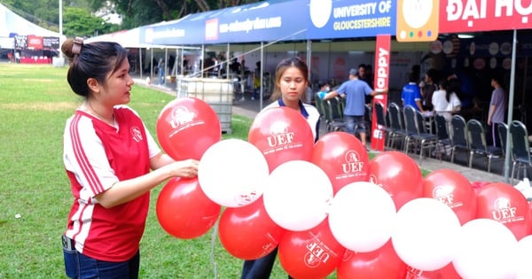 Les écoles sont prêtes à accueillir les candidats à la Journée de consultation d'admission à Ho Chi Minh-Ville le matin du 3 mars.