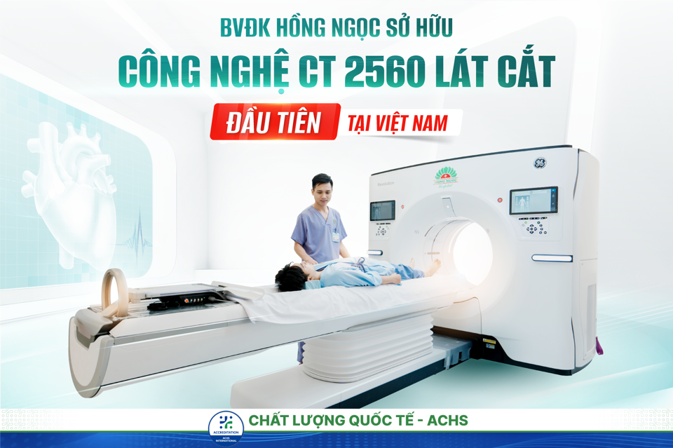 La primera ceremonia de transferencia de tecnología CT 2560 en Vietnam entre el Hospital General Hong Ngoc y GE HealthCare.
