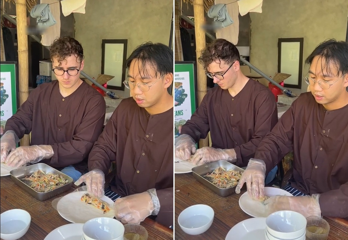 Western customers order spring rolls in Ninh Binh.jpg