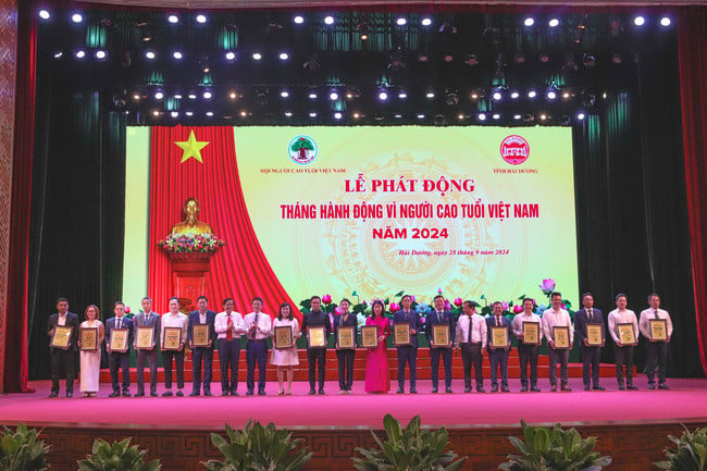 Traphaco đồng hành cùng Tháng hành động vì người cao tuổi 2024