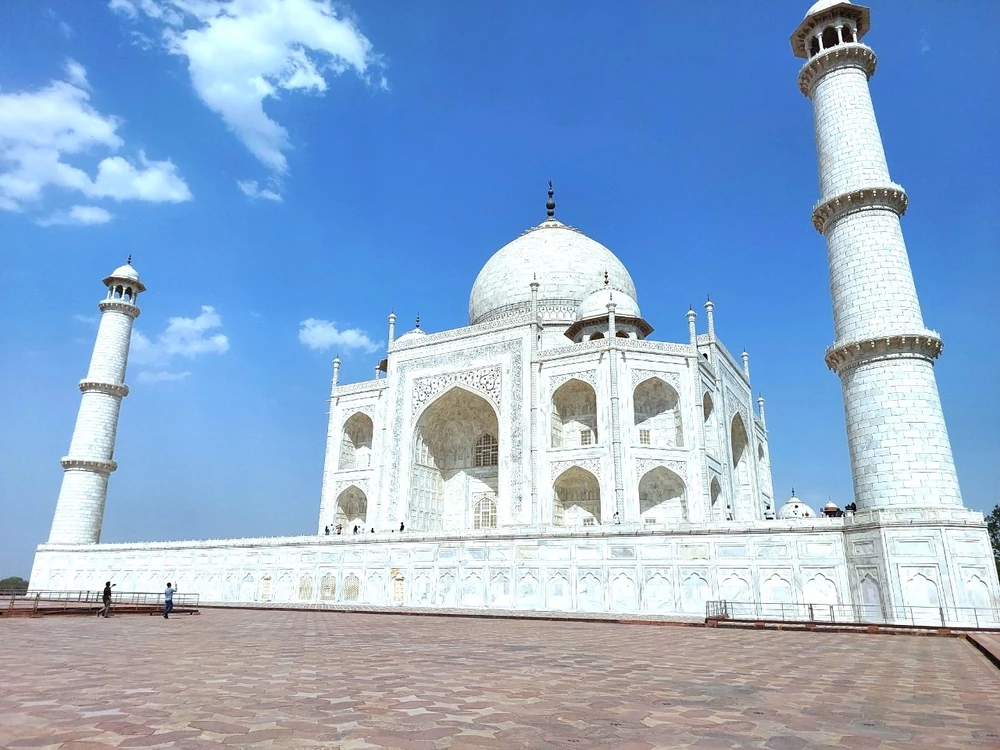 taj7.jpg