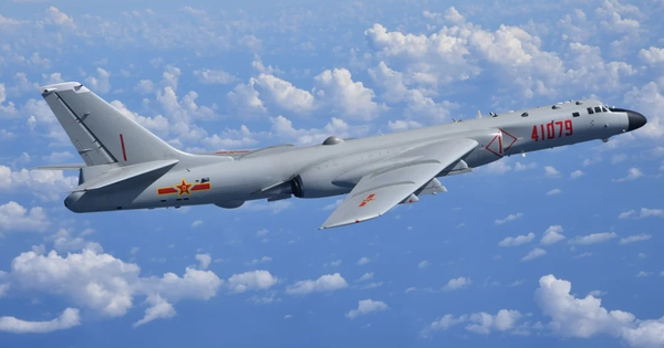 China bestätigt, dass der strategische Bomber H-6K 2018 Taiwan „umkreiste“