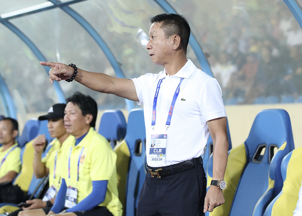 Entrenador del Quang Nam: "No habríamos perdido contra Nam Dinh si el árbitro hubiera pitado correctamente"