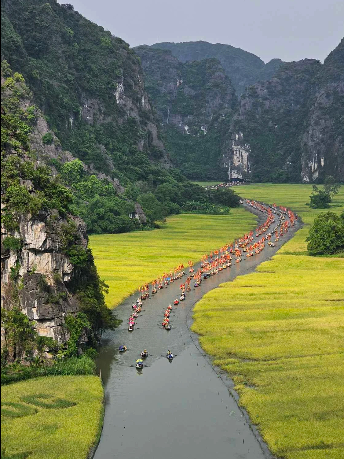 Hàng ngàn người tham dự Tuần du lịch Ninh Bình- Ảnh 9.