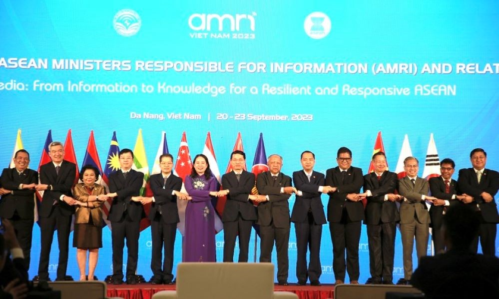 16th ASEAN Information Ministers Meeting: Affirming the role of the Information industry in the new period