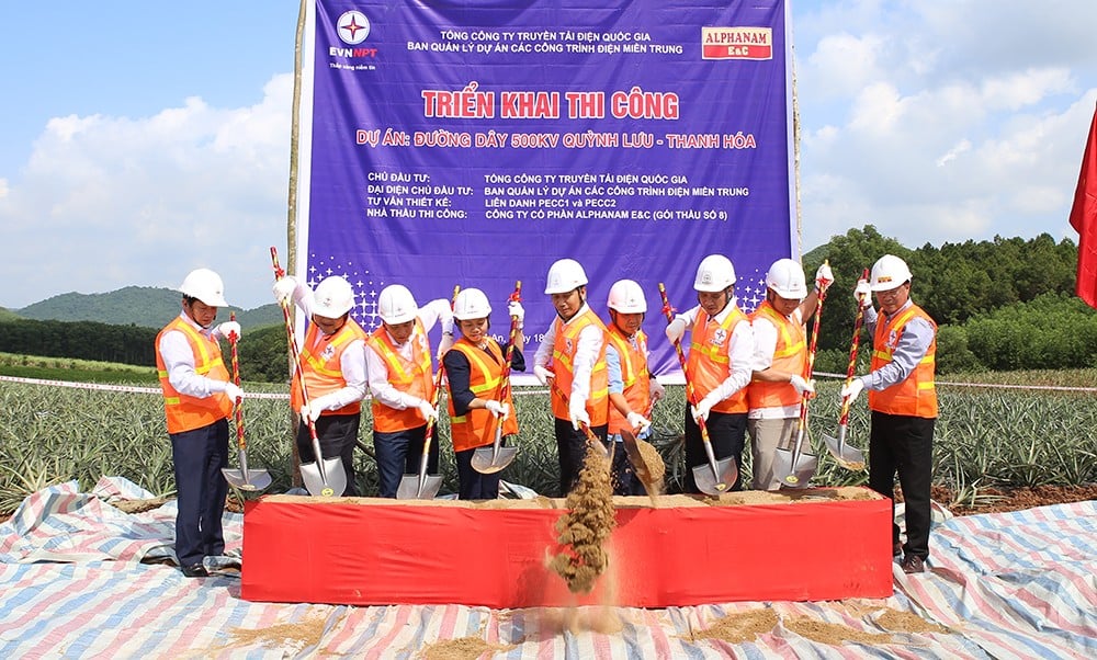 Evento - Solución de problemas con proyectos de transmisión de energía en la provincia de Nghe An (Imagen 2).