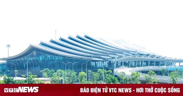 Inauguration of airport terminal worth over 2,000 billion VND, with Hue royal architecture