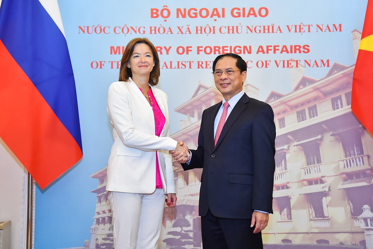 Vietnam quiere fortalecer la cooperación multifacética con Eslovenia