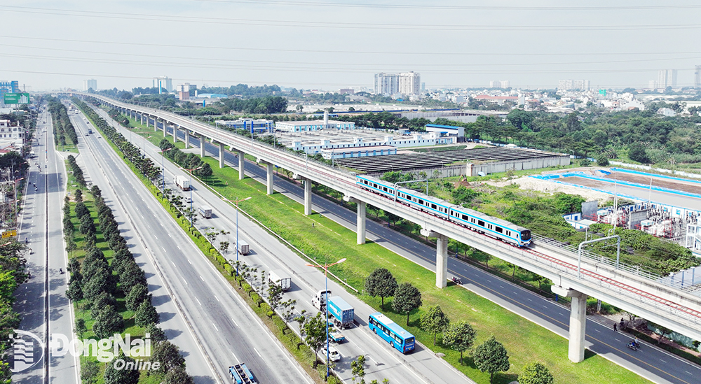 Extending metro line No. 1 to Dong Nai and Binh Duong provinces is necessary to enhance regional connectivity. Photo: C.T.V