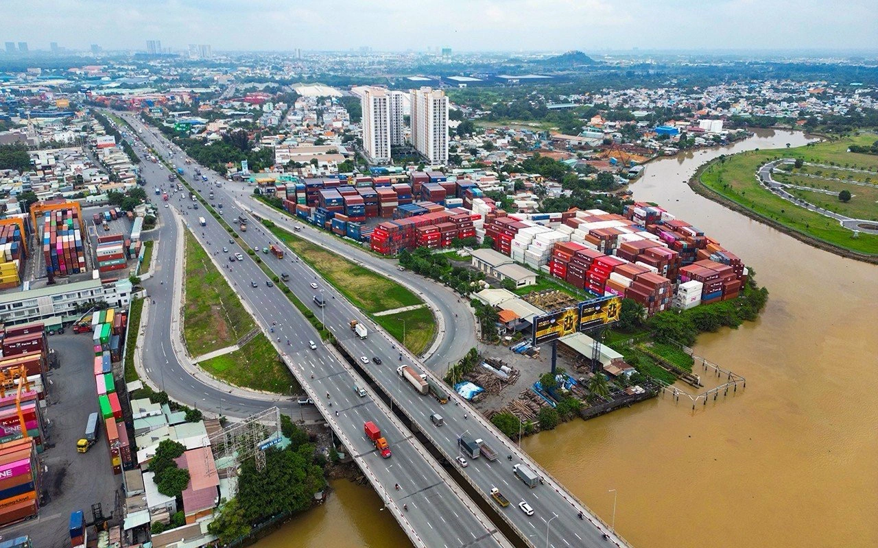 Đồng Nai hướng tới đô thị có đường lớn, bãi đậu xe rộng, không gian xanh- Ảnh 1.