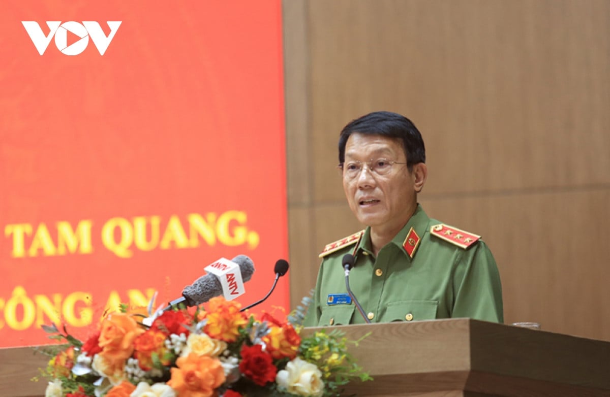 chu tich nuoc to lam ban giao cong tac voi bo truong cong an luong tam quang hinh anh 3