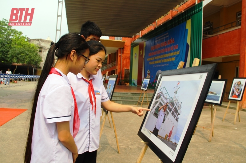 Trường THCS Trần Mai Ninh hưởng ứng Ngày Sách và Văn hóa đọc Việt Nam