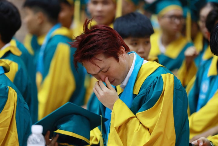 Tuan Anh was emotional on the day he received his graduation certificate.