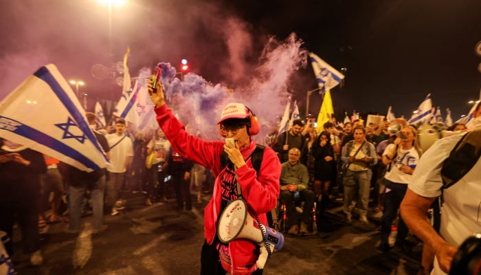 Large protest against Israeli Prime Minister in Jerusalem